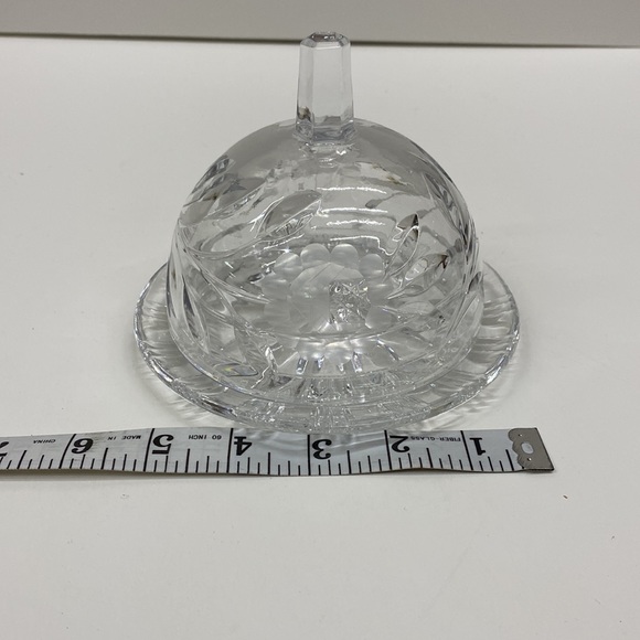 Vintage Crystal round butter dish cheese ball keeper. Glass - Picture 4 of 4
